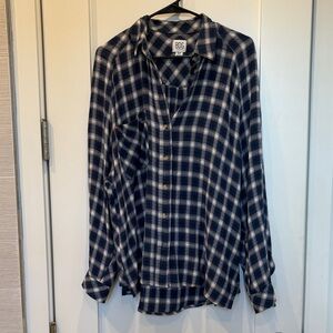 BDG Men's Blue and White Plaid Shirt
